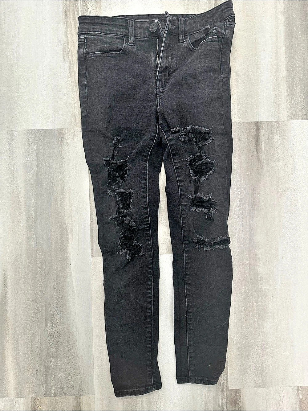 American Eagle Outfitters NeXus High-Waisted Ripped Jegging NeXus Ripped Skinny